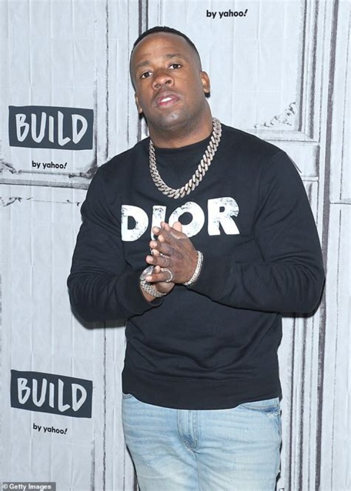 
2 Killed, 5 Injured in Shooting at Rapper Yo Gotti’s Restaurant in Memphis 