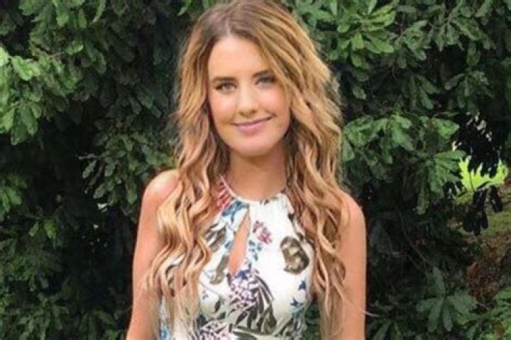 
26-year-old Girl, Shylah Rodden, has ended up in a Coma After a Roller Coaster Mishap 