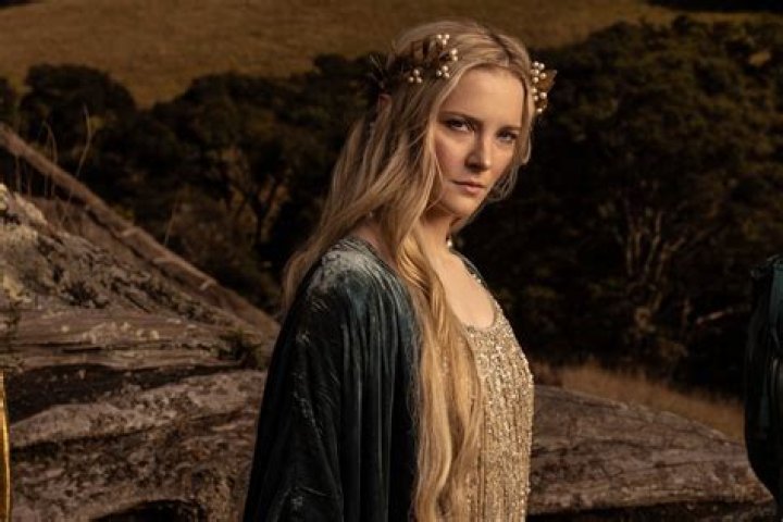 
Actress Morfydd Clark To Play Galadriel on The New Lord Of The Rings Series, Is She Married With A Husband? 