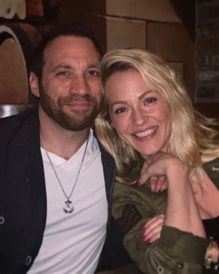 Amanda Clayton Height, Weight, Net Worth, Age, Birthday, Wikipedia, Who, Instagram, Biography