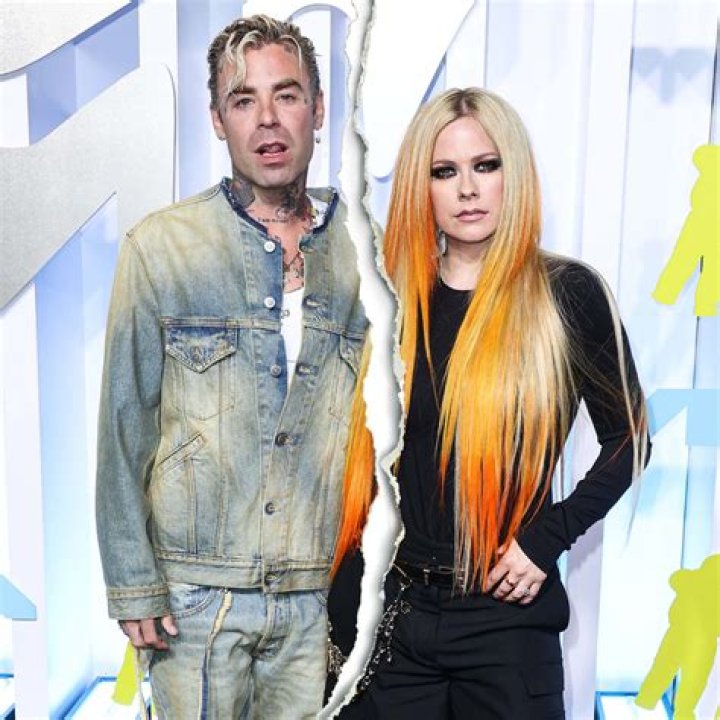
Avril Lavigne and Fiancé Mod Sun Split After Almost a Year of Engagement 