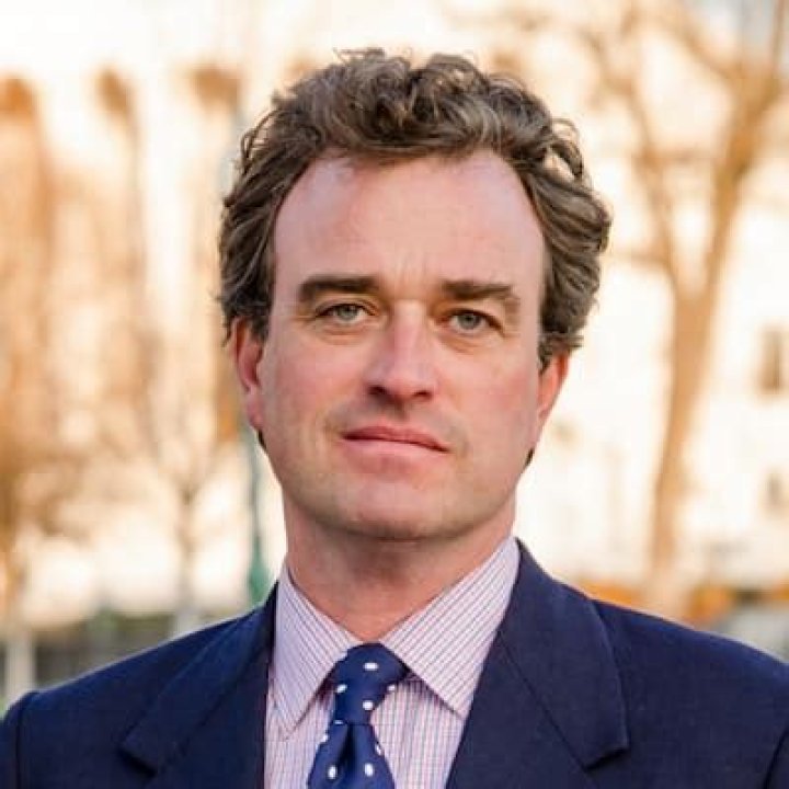 Charles Hurt Height, Weight, Net Worth, Age, Birthday, Wikipedia, Who, Nationality, Biography