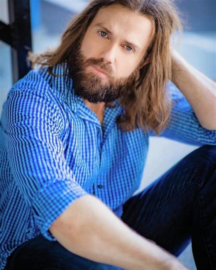 Christopher Sommers Height, Weight, Net Worth, Age, Birthday, Wikipedia, Who, Nationality, Biography