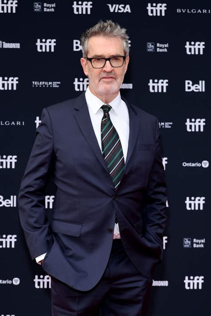 
Deshazor Everett Height, Weight, Net Worth, Age, Birthday, Wikipedia, Who, Nationality, Biography 