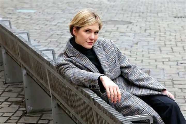 Emma Moortgat Height, Weight, Net Worth, Age, Birthday, Wikipedia, Who, Nationality, Biography