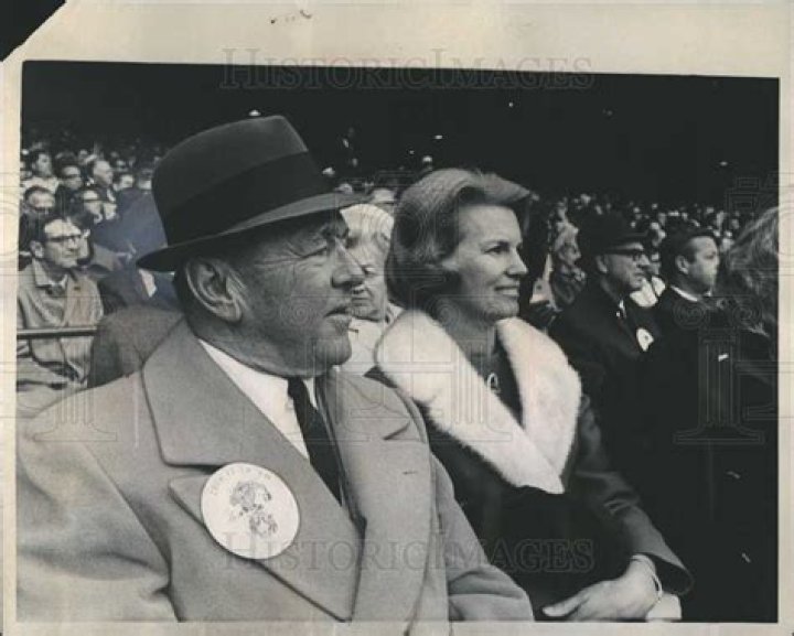 Gussie Busch Height, Age, Girlfriend, Biography, Wiki, Net Worth