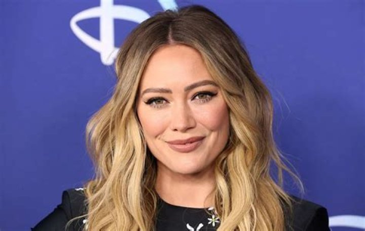 
Hilary Duff Discusses Eating Disorder She Suffered at 17: ‘It Was Horrifying’ 