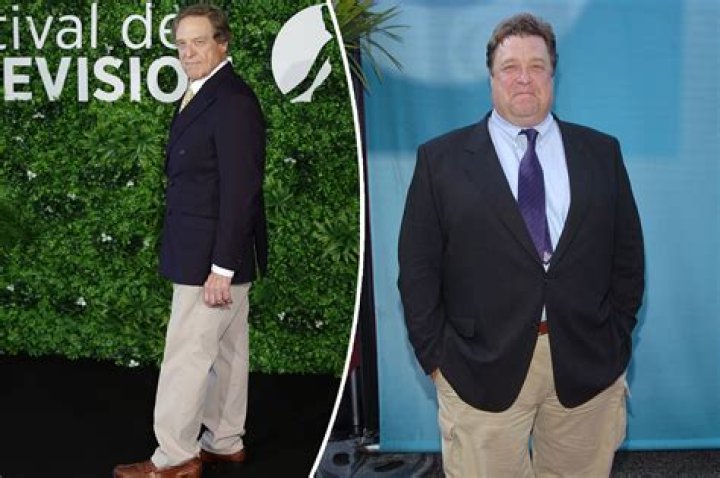 
How Much Weight Has John Goodman Lost? Before And After Photos On Twitter 