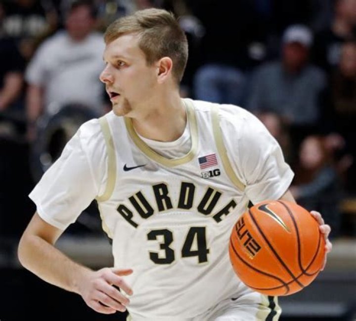 How Old Is Carson Barrett? Wikipedia Details On The Basketball Guard For Purdue Boilermakers