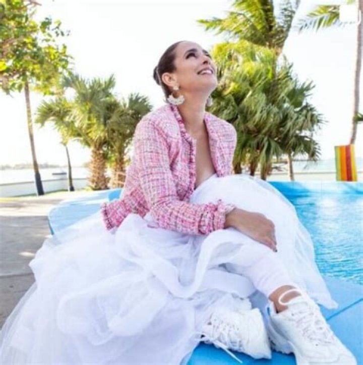 Jacqueline Arenal Height, Weight, Net Worth, Age, Birthday, Wikipedia, Who, Nationality, Biography