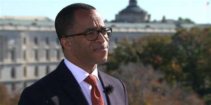 
Jonathan Capehart Height, Weight, Net Worth, Age, Birthday, Wikipedia, Who, Nationality, Biography 