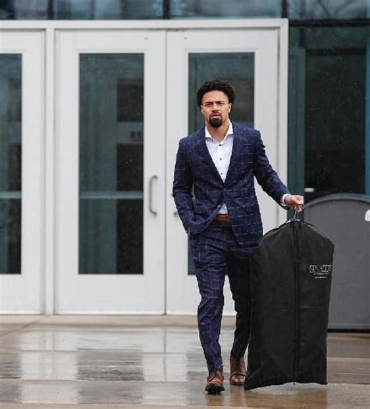 
Khalil Shakir Height, Weight, Net Worth, Age, Birthday, Wikipedia, Who, Nationality, Biography 