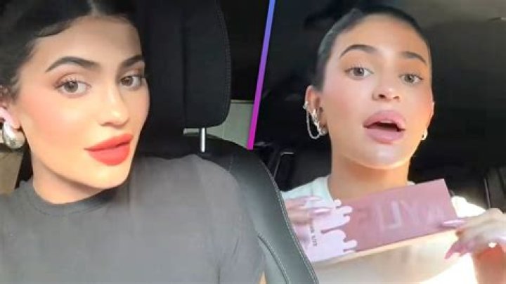 
Kylie Jenner Laughs Off Breastfeeding Mishap: ‘I’m Lactating!’ 