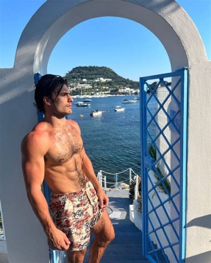 
Luka Sučić Height, Weight, Net Worth, Age, Birthday, Wikipedia, Who, Instagram, Biography 