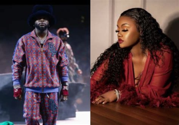 
Mixed Reactions As Davido Dares Troll Who Threatened To Slap ‘Mama Ifeanyi’ 