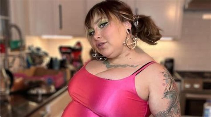 Reiinapop Height, Weight, Net Worth, Age, Birthday, Wikipedia, Who, Nationality, Biography