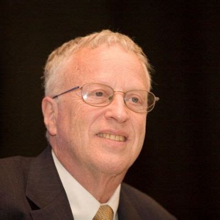 Robert Akerlof Height, Weight, Net Worth, Age, Birthday, Wikipedia, Who, Instagram, Biography