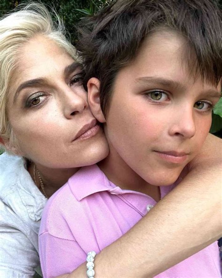 
Selma Blair Celebrates Holiday with 11-Year-Old Son Arthur in Sweet Photo: ‘Happy Thanksgiving’ 