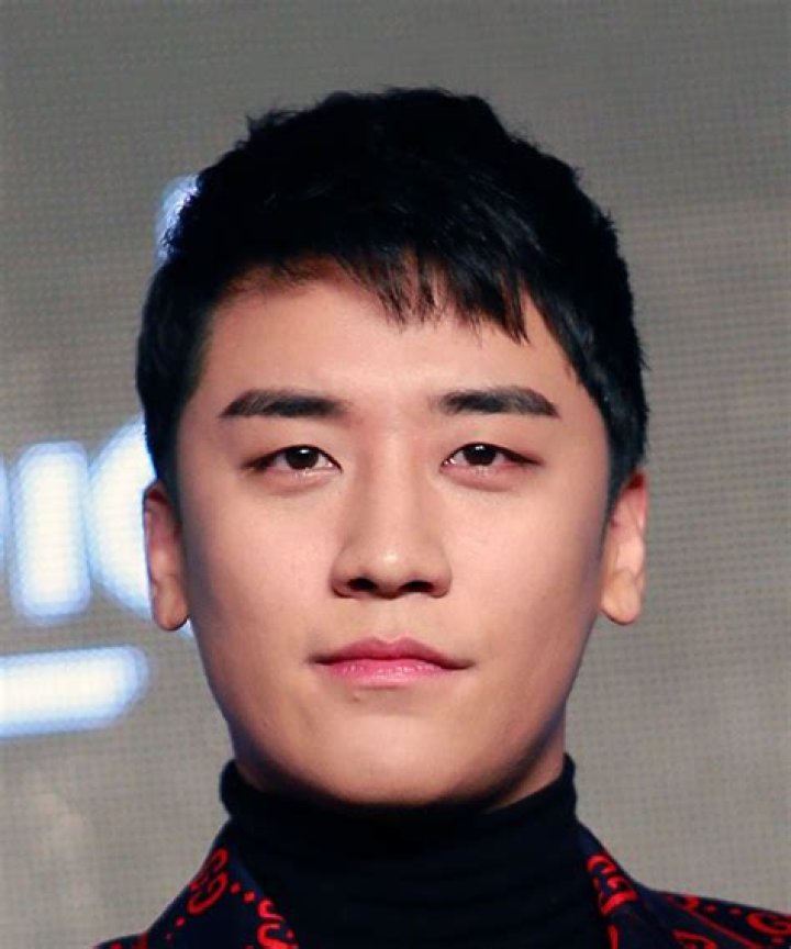 
Seungri Height, Weight, Net Worth, Age, Birthday, Wikipedia, Who, Nationality, Biography 