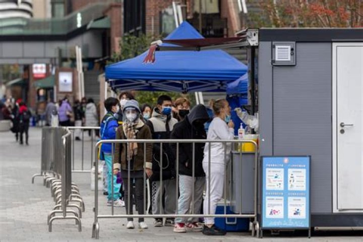 
SKorea’s new COVID-19 cases fall below 40,000 amid virus slowdown 