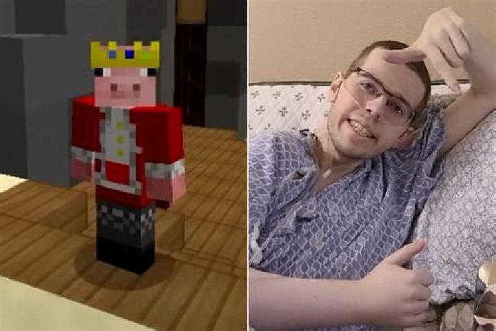 
Technoblade Parents – Who Are His Mom & Dad? Siblings Name Revealed 