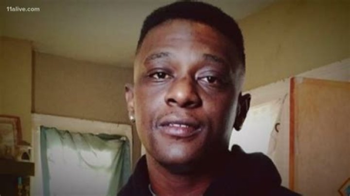 
Was Rapper Lil Boosie Arrested? Twitter Joke Run Amok 