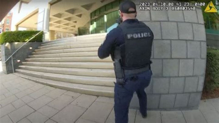 
What bodycam footage of Louisville Old National Bank shooting show 