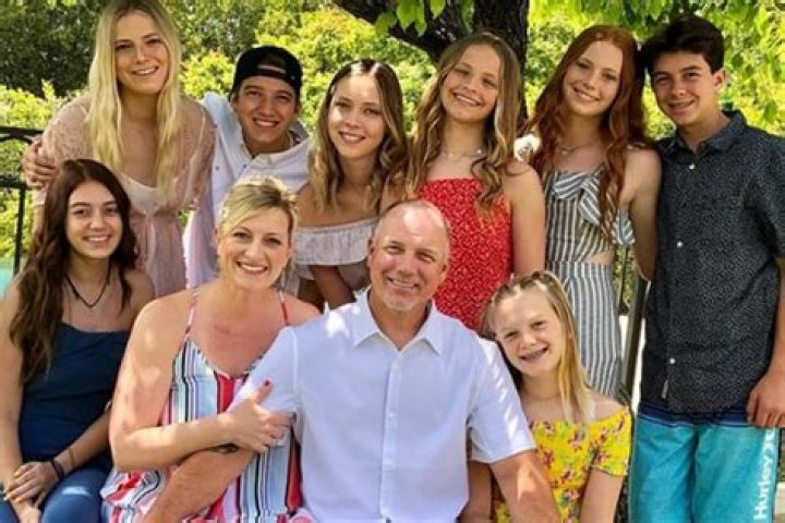 
Who Is Vin Scully’s Daughter, Cat Scully? Everything To Know About The American Sports Commentator 