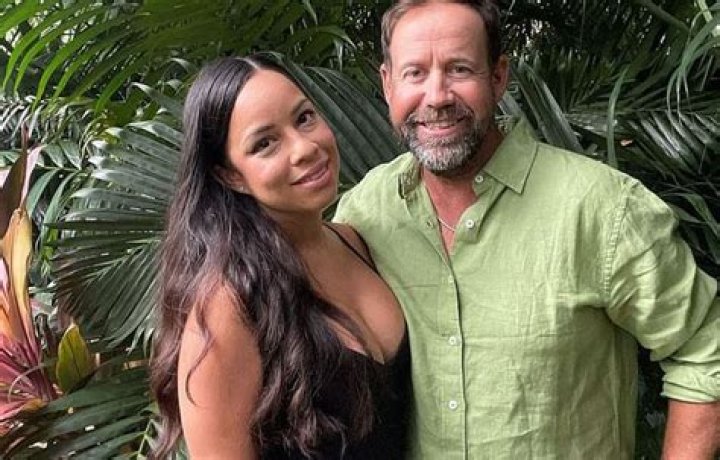 
Who is Yessinia Gonzalez, Erik Compton’s wife? 