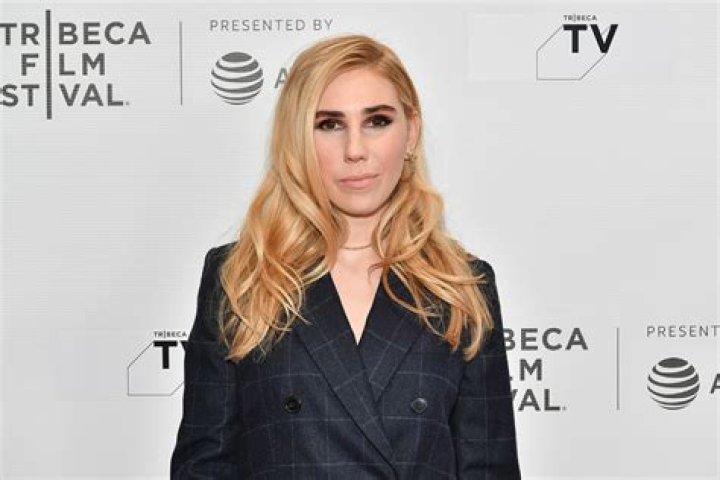 Zosia Mamet Height, Weight, Net Worth, Age, Birthday, Wikipedia, Who, Nationality, Biography